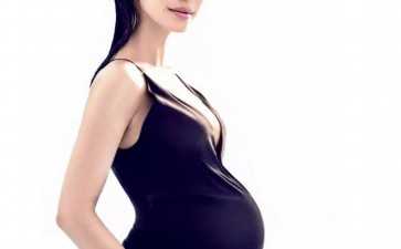 快闪:“蜘蛛侠”现身保定理工学院毕业典礼上 快闪:“蜘蛛侠”现身保定理工学院毕业典礼上