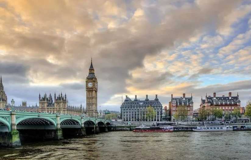 勤俭一辈子 他捐出毕生积蓄