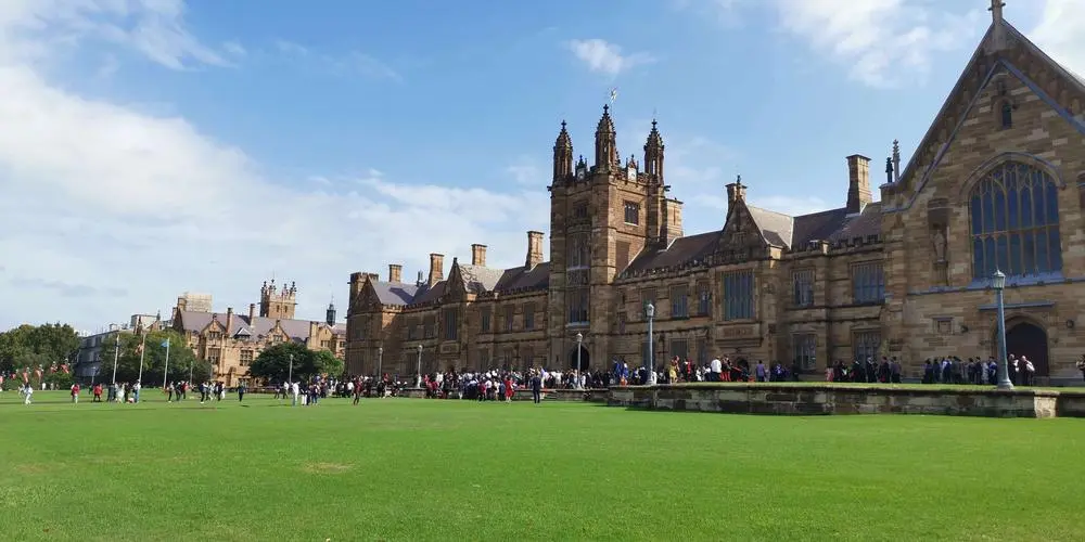 澳洲和新西兰就读本科的中国学生,申请新加坡和中国香港如何规划