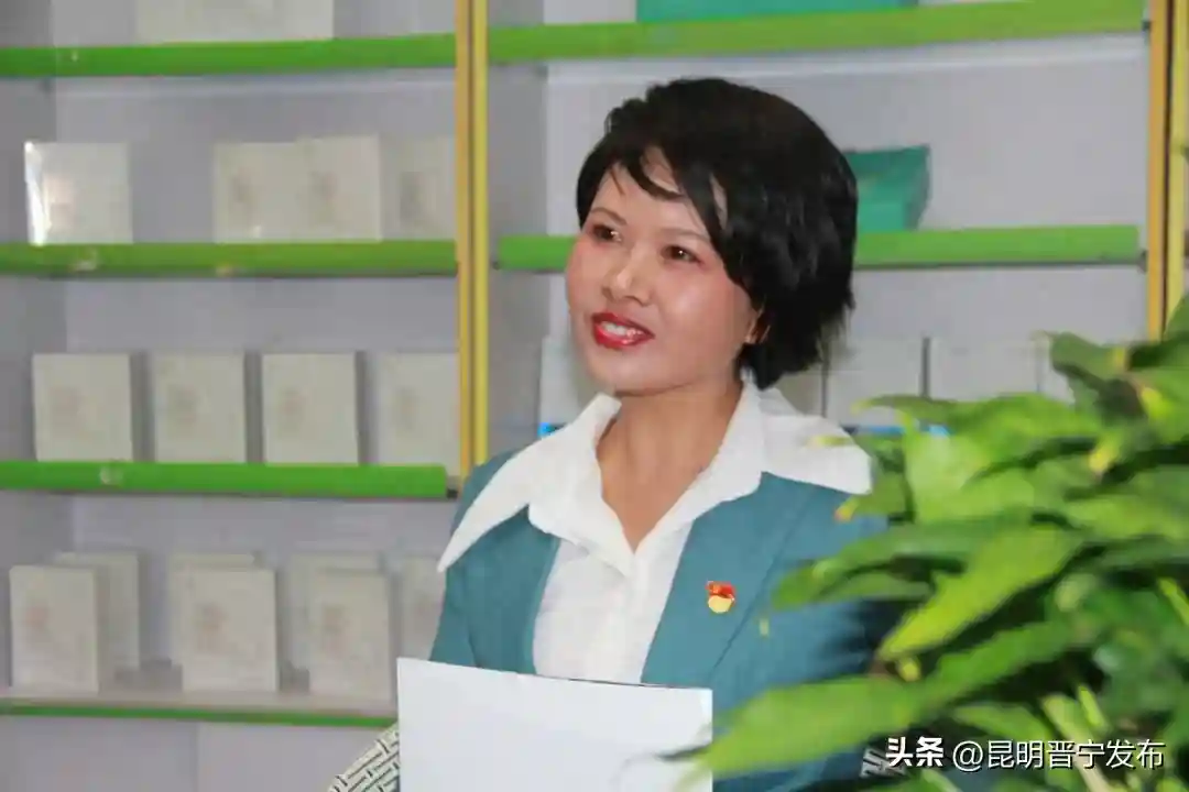 向阳而生，公益力量助她葳蕤成长