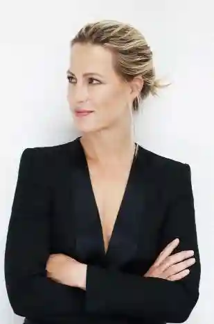 美女总裁翻新193年伦敦老宅：180㎡软萌北欧风的家，简约又有质感