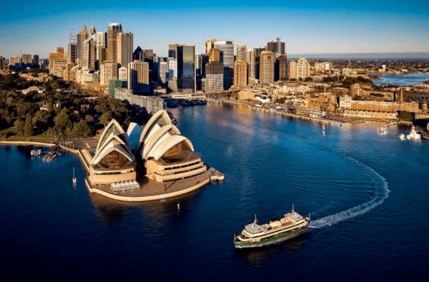 何润东是怎样治好中国女性的恐婚症的