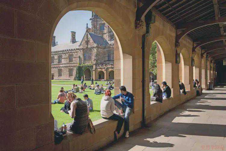 澳洲传媒专业推荐,含八大具体专业及录取要求