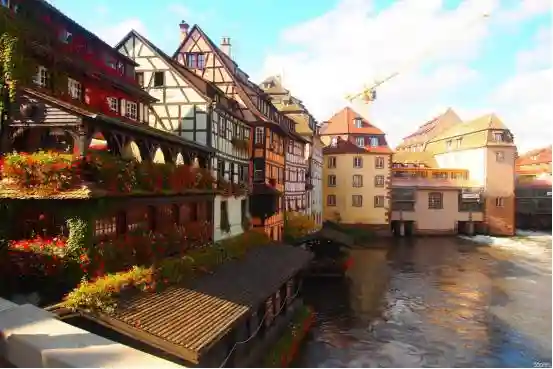 签之家:法国留学签证代办的要求是什么?多久出签需要面签吗? 签之家:法国留学签证代办的要求是什么?多久出签需要面签吗?