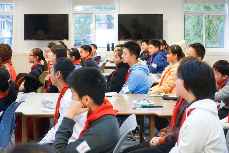 行前提示│去英国前请好好检查行李箱,这些东西你带了吗?