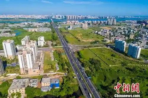 人社部：允许优秀外国留学生在海南就业和创业